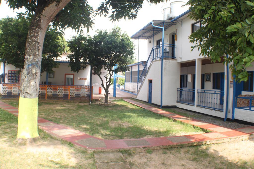Villa Katherine Мельгар Экстерьер фото